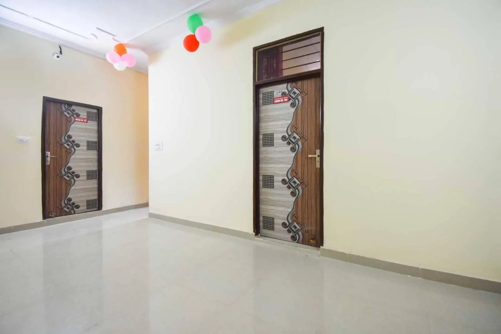 Super Oyo Flagship Apple Green Hotel Zirakpur